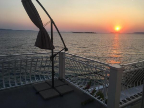 APARTMAN DUJE , TRIBUNJ